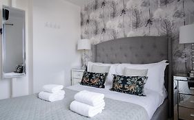 Luxury One Bed Apartment